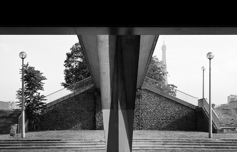 Beneath Pont de Grenelle, 2007