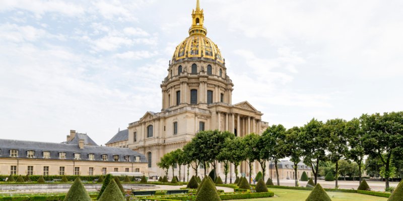 The Golden dome above Napoleon's Tomb, photo Les Invalides