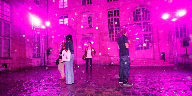 Nuit Blanche Paris 2022 art installation, photo Ville de Paris by Jean-Baptiste Gurliat
