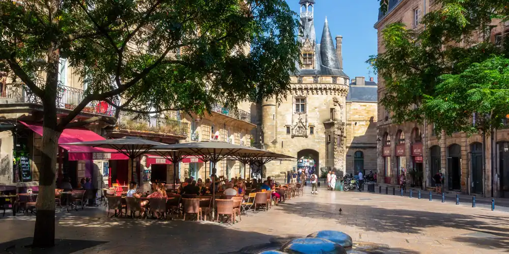 A public plaza in old Bordeaux, photo by Mark Craft