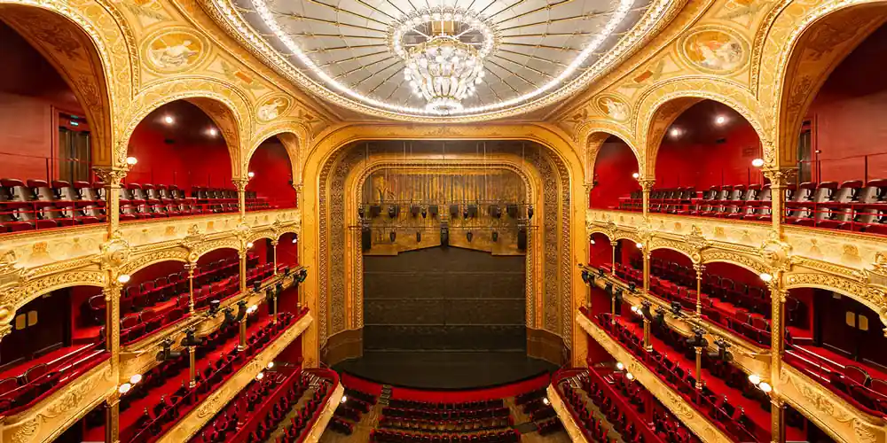 The interior of Theatre du Chatalet