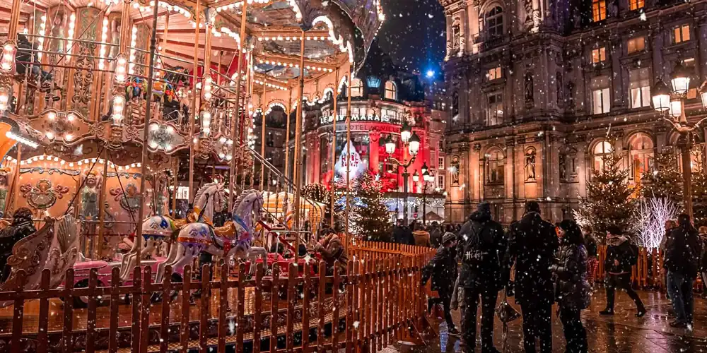 Winter nights at the Hotel de Ville of Paris in the Marais