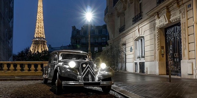 Private Nighttime Tour in a Vintage Car