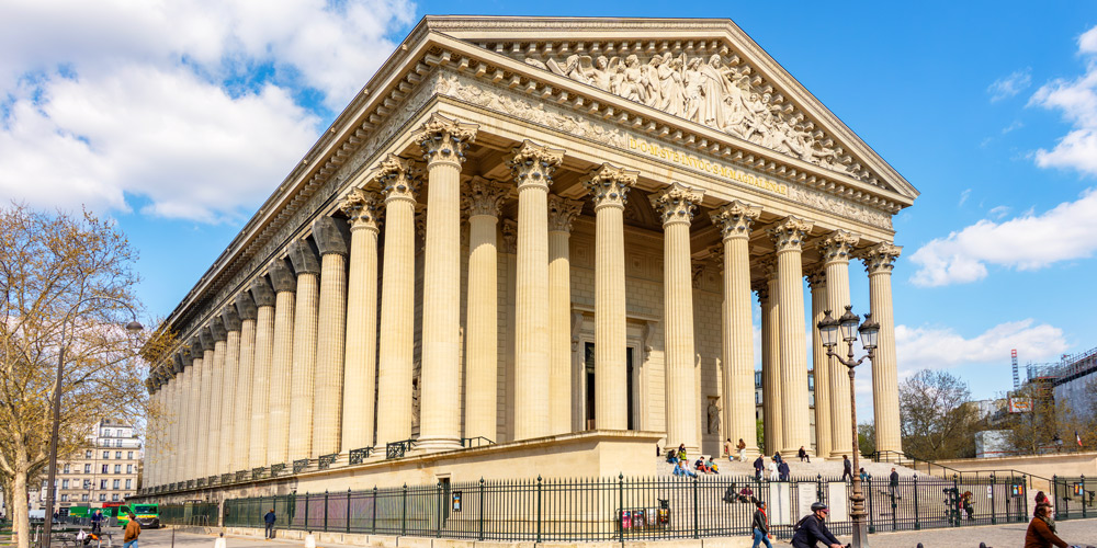 Eglise de la Madeleine after a cleaning and restoration in the 2020s, photo by Mister Vlad