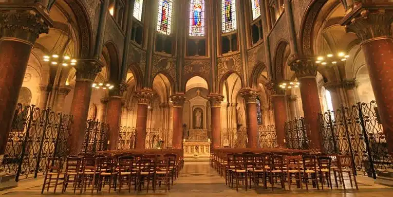 The classical interior of Église Saint-Germain-des-Prés