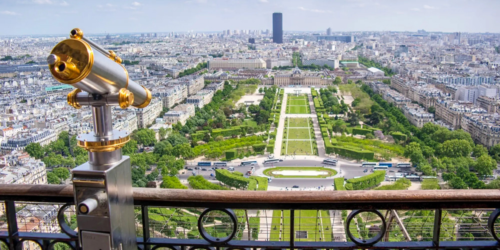 The Champ de Mars as seen from the Eiffel Tower, photo Paris City Vision