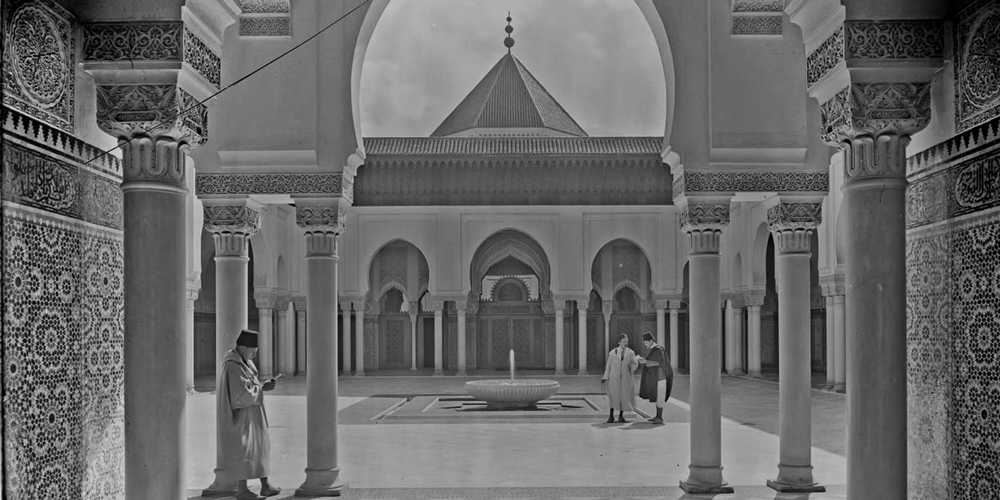 A vintage photo of the Grand Mosque of Paris, photo Grande Mosquée
