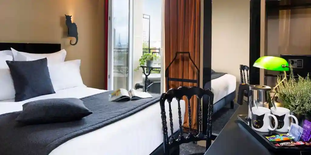 Hotel Le Chat Noir
