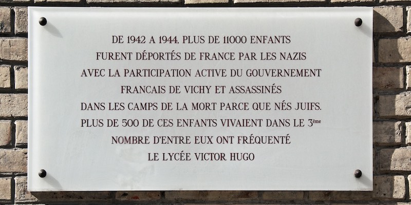 A memorial plaque remembering the 11,000 children who were deported to their deaths by French Vicy police in cooperation with the Nazis.