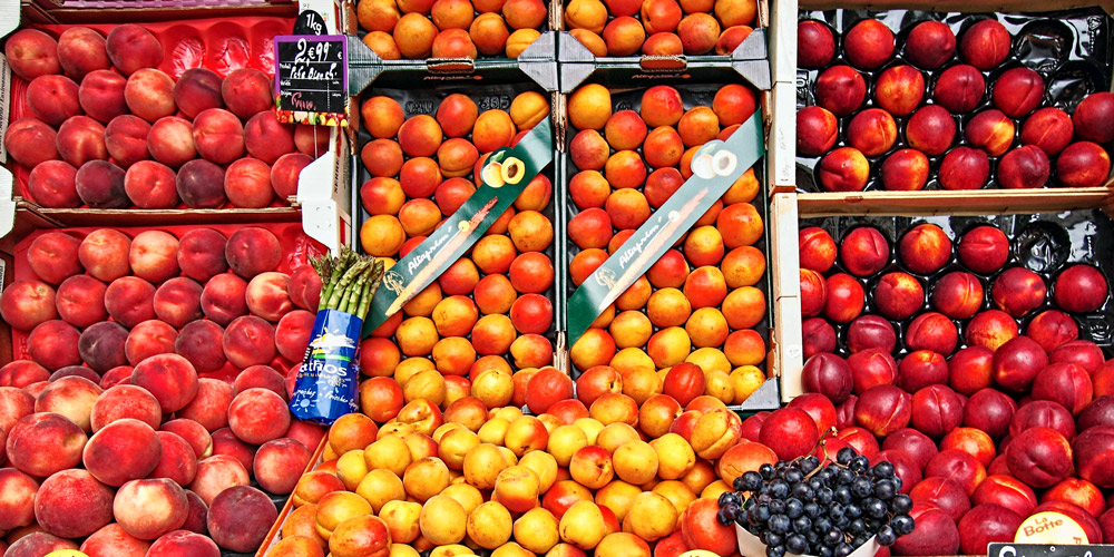 Fresh fruit, produce, cheese fish, neat: it's all to be found at Marche des Enfants Rouges