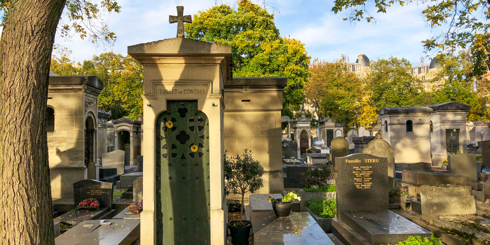 The family tomb of Feuillet de Conches, including French diplomat and writer who died in 1887