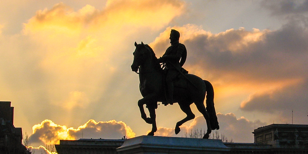 The equestrian statue of Henry IV in 2006, photo by Mark Craft