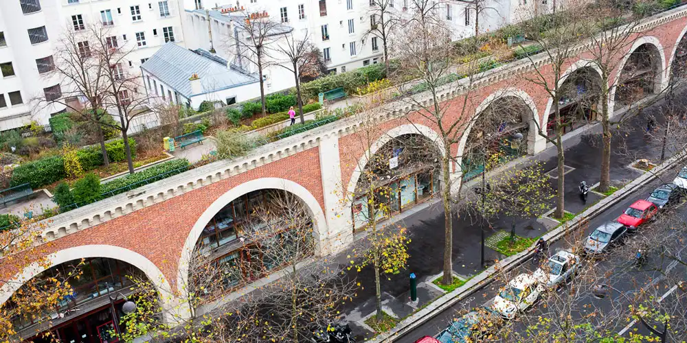 Viaduc des Arts with the Promenade Plantée overhead Viaduc des Arts with the Promenade Plantée overhead