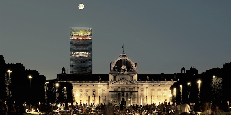 Tour Montparnasse renovation, seen from Champ de Mars