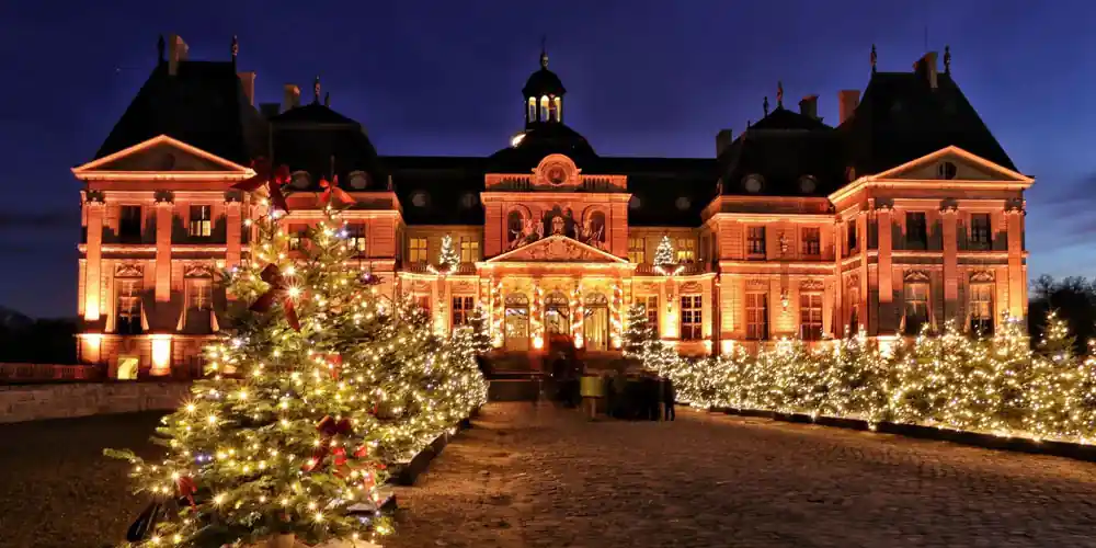 Christmas trees and lights at Vaux-le-Vicomte Château