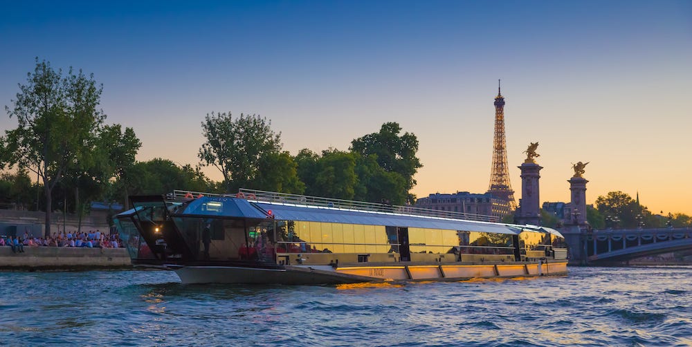 Christmas Dinner Cruise on the Seine