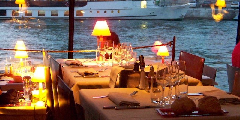 Dining on the Seine