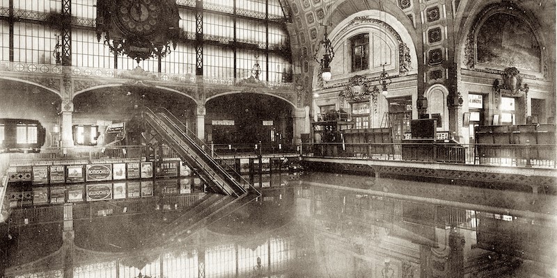Flood waters inside Gare d'Orsay, 1910