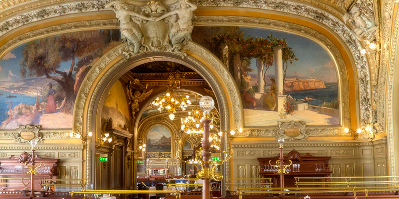 Le Train Bleu, photo by Mark Craft