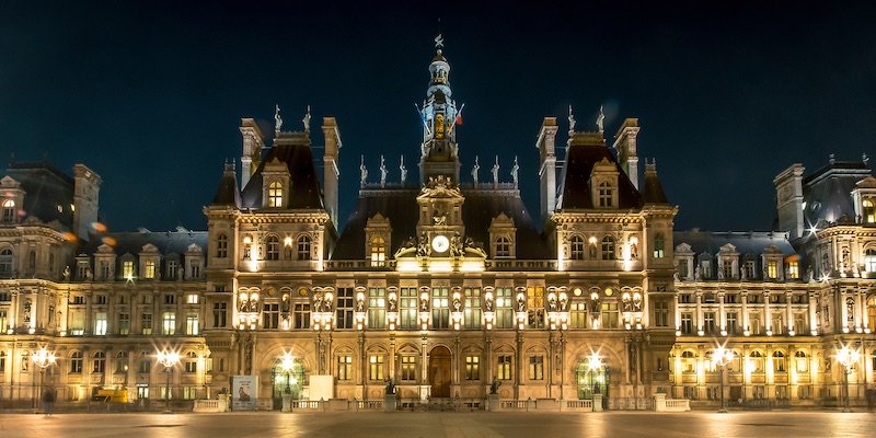 Picture/Photo: Stores in French style inside Paris hotel. Las