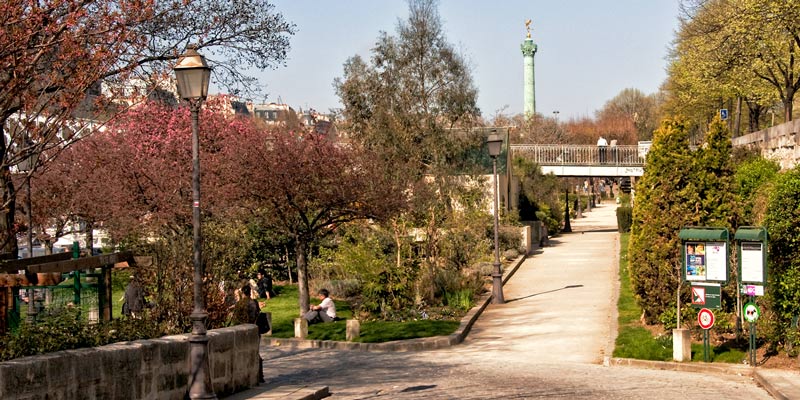 Jardin du Bassin de l'Arsenal, photo by Mark Craft