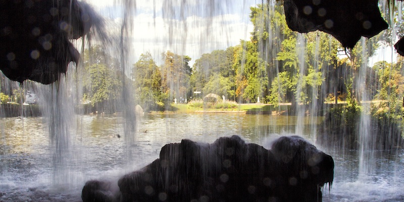 Waterfalls of Paris, photo by Mark Craft