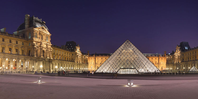 Louvre at night