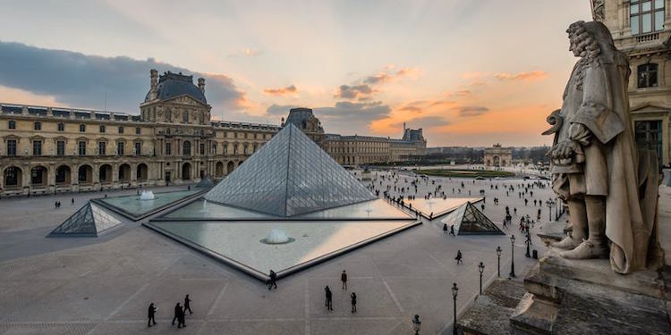 Louvre Pyramid