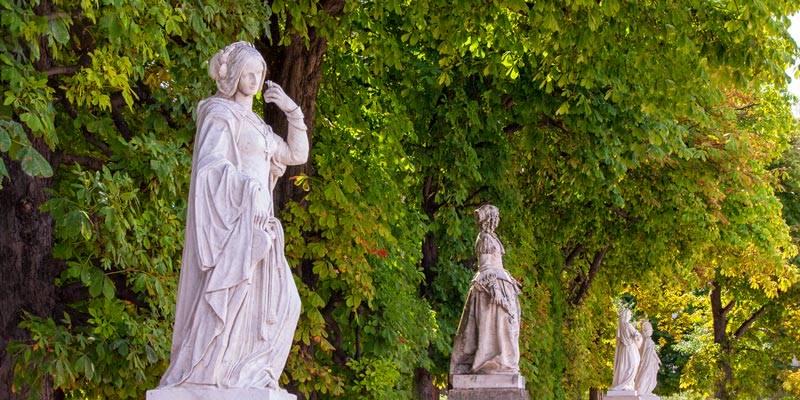 Les statues du jardin du Ranelagh