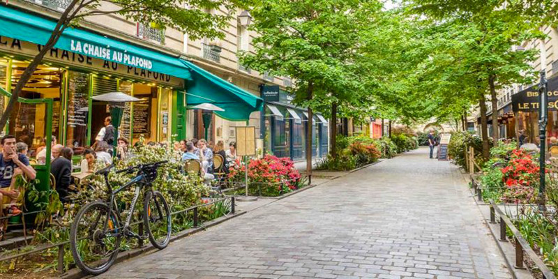 Guided Tour of the Historic Marais