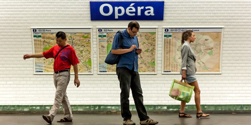 Metro Opera, Line 8, photo by Mark Craft