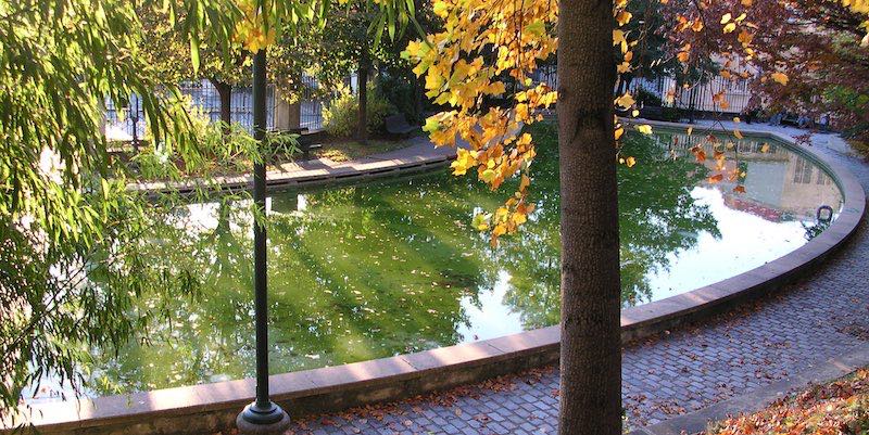 Parc de Belleville Pond, photo by Romary