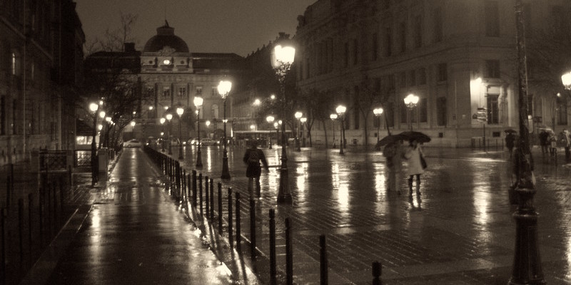 Night Walking Tour of Paris