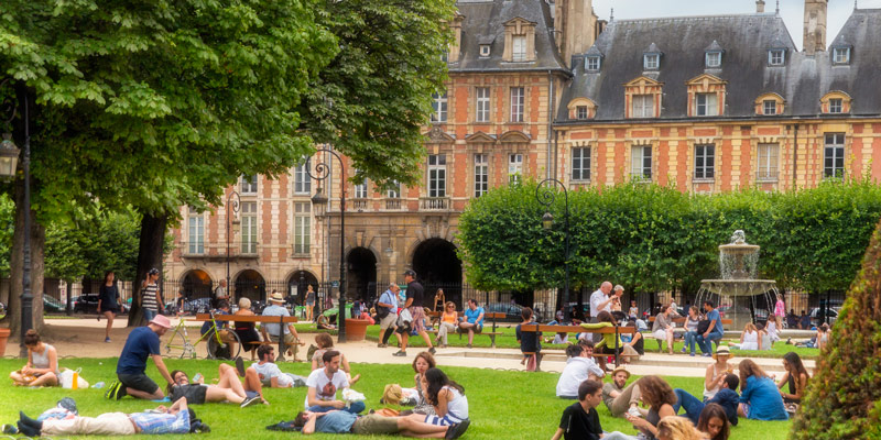 Place Royale AKA Place des Vosges, photo by Mark Craft