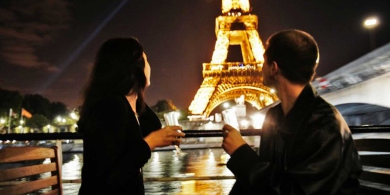 Champagne on the Seine